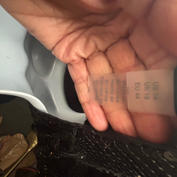 Muse Sequin 2 piece-top S/S 14 & Midi Skirt 8 back zip W30-34"sequin fringe blk - Picture 10 of 10